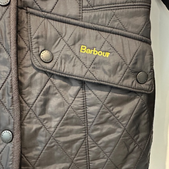 Barbour Women’s Black Quilted Coat - Picture 5 of 11